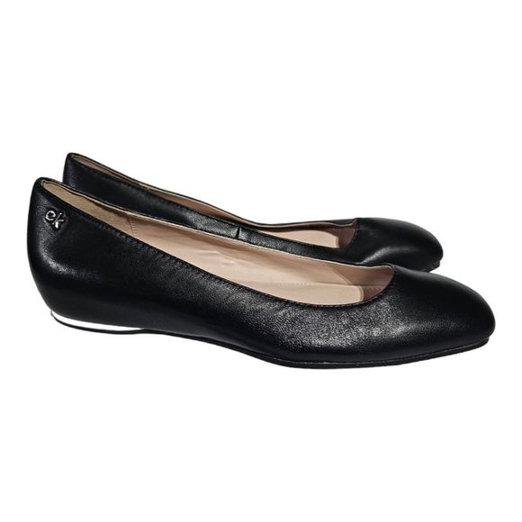 CALVIN KLEIN "Heidy" Nappa Black Leather Flats - Size 8 1/2 - Picture 1 of 9